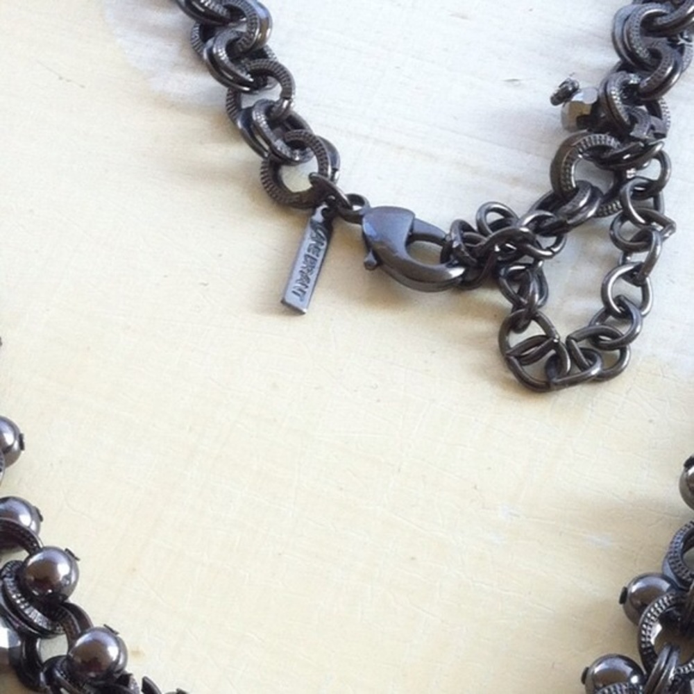 Beaded statement necklace - Picture 3 of 3